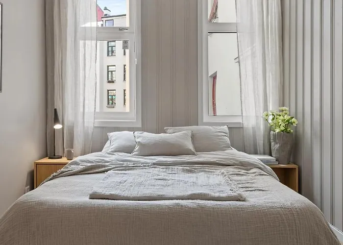 Daire Sunny 4br Flat With Shared Rooftop Terrace At Kampen Oslo