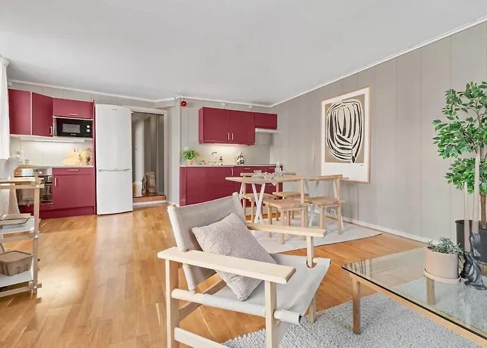 Sunny 4br Flat With Shared Rooftop Terrace At Kampen *