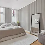 Sunny 4br Flat With Shared Rooftop Terrace At Kampen Appartamento Oslo