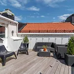 Sunny 4br Flat With Shared Rooftop Terrace At Kampen Appartamento